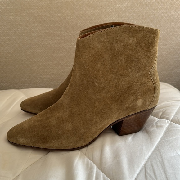 Isabel Marant sage moss colored suede ankle western boots size 40 / 9 new no box - Picture 9 of 10